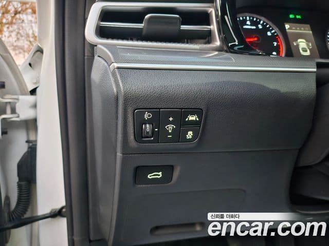 Kia K5 3세대 Standard, 2023 18