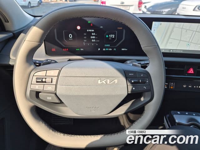 Kia The / новый New EV6 Air, 2025 все фото