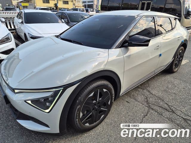 Kia The / новый New EV6 Air, 2025 13