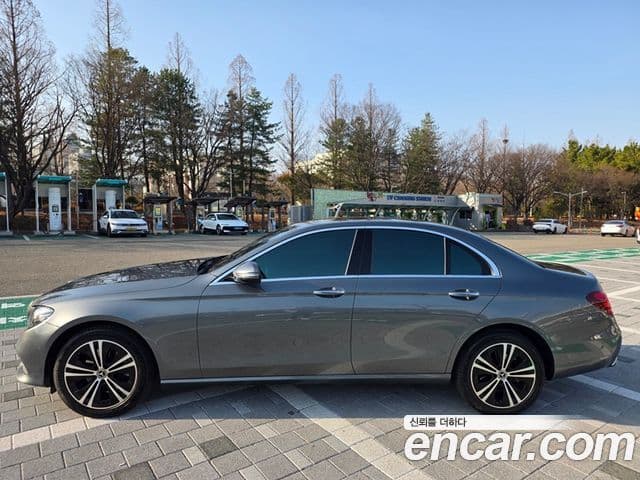 Mercedes-Benz E-класс W213 Avantgarde, 2020 все фото