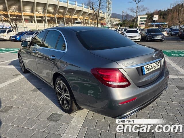 Mercedes-Benz E-класс W213 Avantgarde, 2020 7