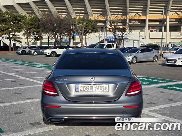 Mercedes-Benz E-класс W213 Avantgarde, 2020 8