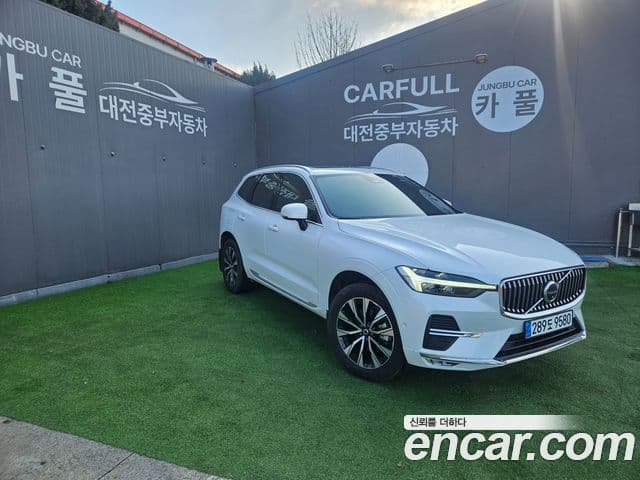 Volvo XC60 2세대 T8 Ultra Bright, 2025 1