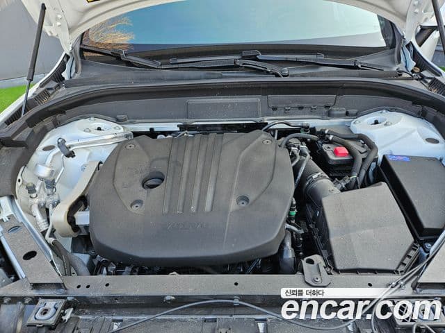 Volvo XC60 2세대 T8 Ultra Bright, 2025 6