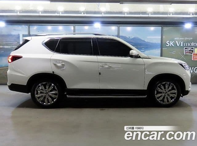 KG모빌리티(SsangYong) Rexton New Arena Noblesse, 2024 3