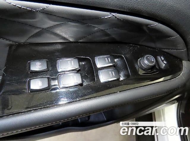 KG모빌리티(SsangYong) Rexton New Arena Noblesse, 2024 13