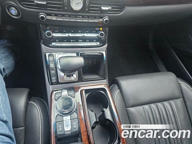 Genesis EQ900 Premium Luxury, 2016 9