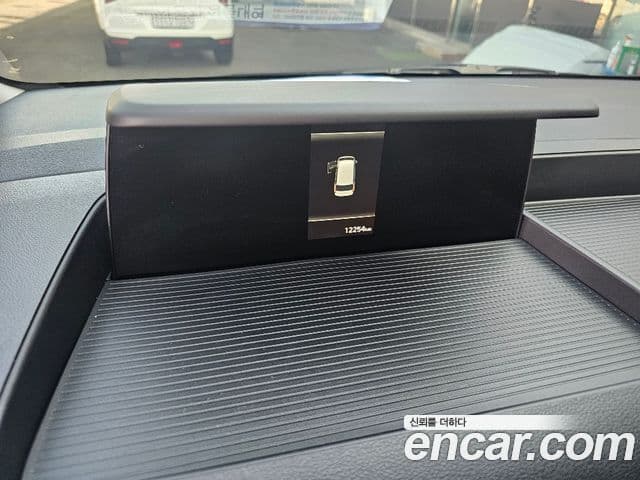 Hyundai Staria Modern, 2025 8