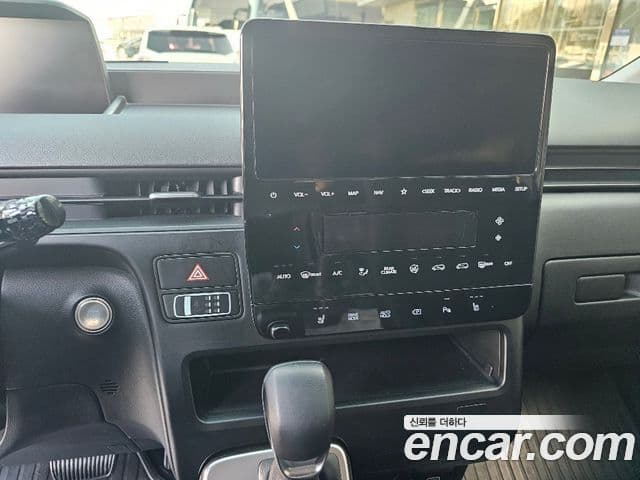 Hyundai Staria Modern, 2025 14