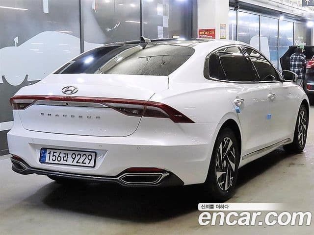 Hyundai The / новый New Grandeur IG гибрид Le Blanc, 2022 все фото