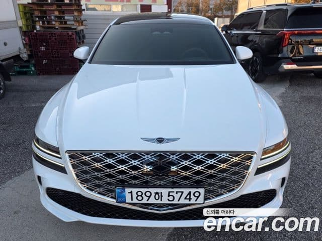 Genesis G80 (RG3) бензин 2.5 турбо 2WD, 2026 1