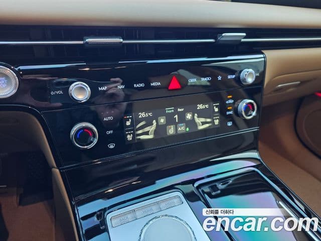 Genesis G80 (RG3) бензин 2.5 турбо 2WD, 2026 11