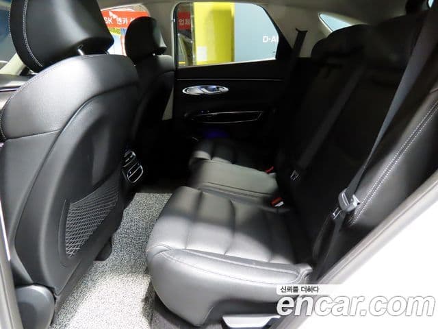 Genesis GV70, 2021 7