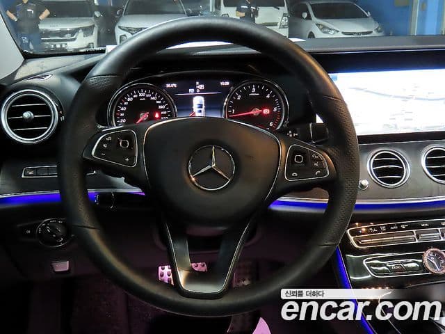 Mercedes-Benz E-класс W213 Avantgarde, 2017 18