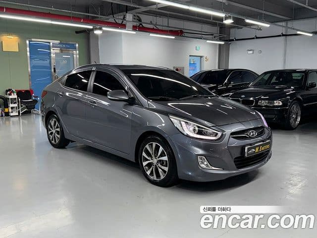 Hyundai Accent(новый кузов / новое поколение) Premium, 2015 3