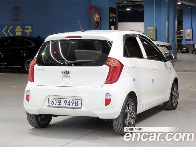 Kia All New Morning Deluxe, 2012 4