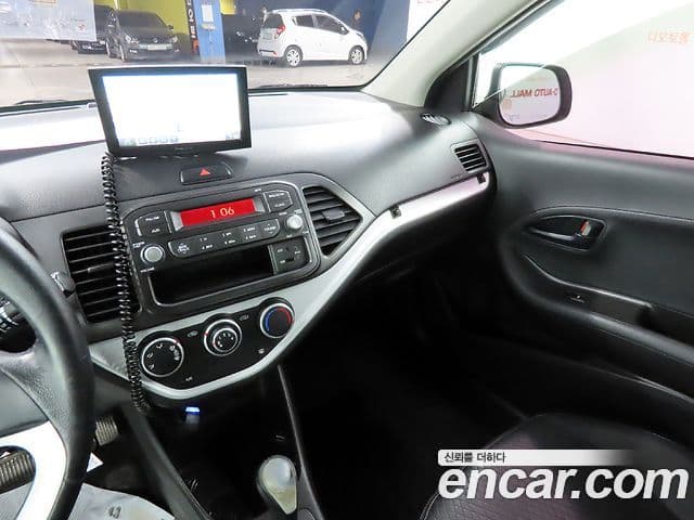 Kia All New Morning Deluxe, 2012 11