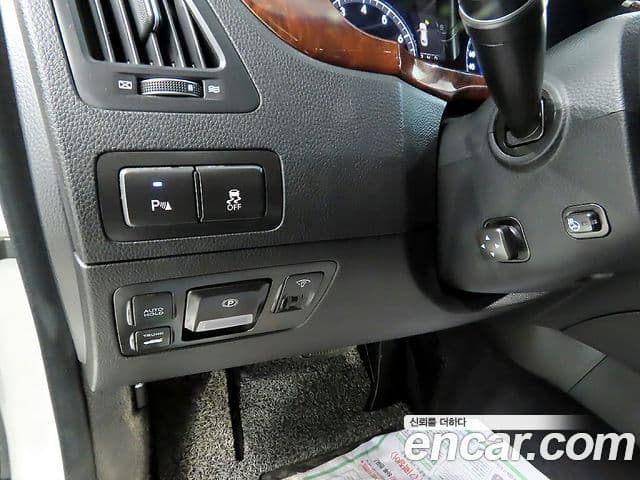 Hyundai Equus(новый кузов / новое поколение) Prestige, 2012 10