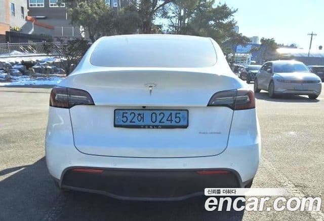 Tesla модель Y Long Range AWD, 2022 11