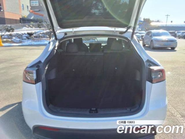 Tesla модель Y Long Range AWD, 2022 12