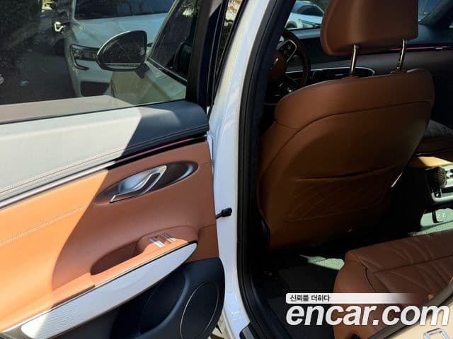 Genesis GV70, 2026 7