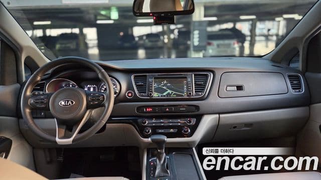 Kia All New Carnival Luxury, 2018 7