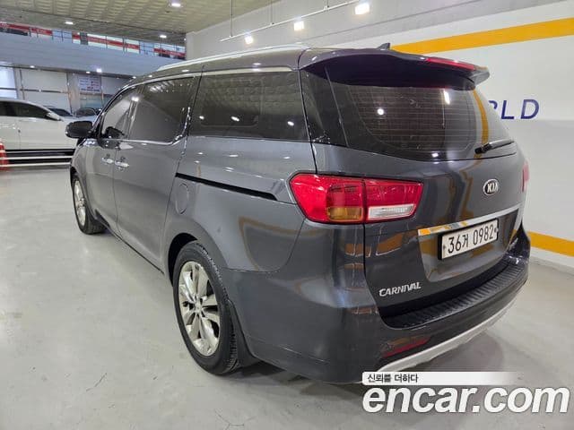Kia All New Carnival VIP, 2016 все фото