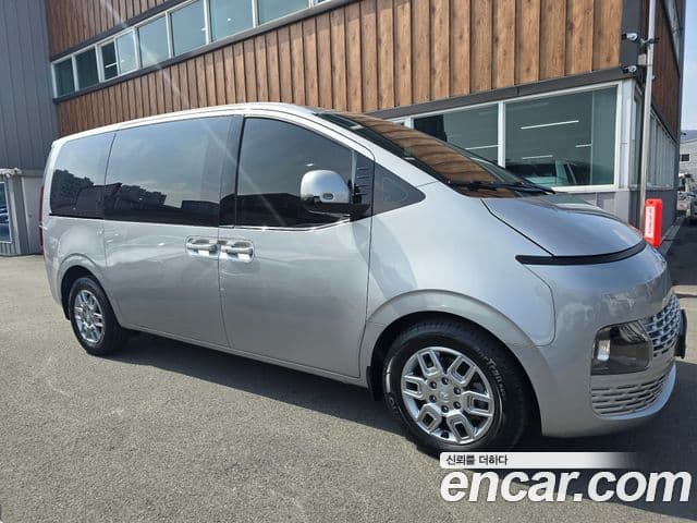 Hyundai Staria Modern, 2022 16