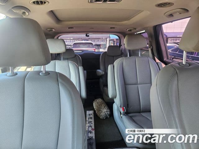 Kia The / новый New Carnival Special, 2019 12