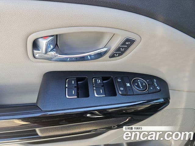 Kia The / новый New Carnival Special, 2019 16