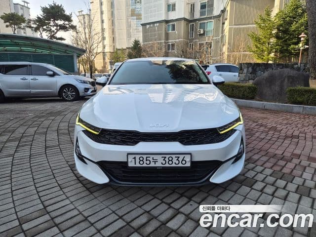 Kia K5 3세대 Trendy, 2022 1
