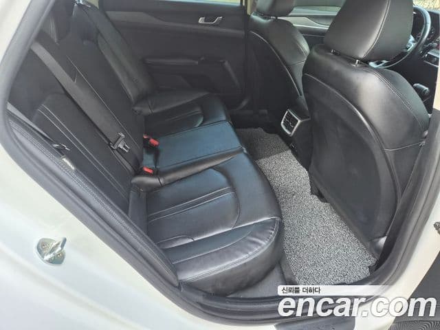 Kia K5 3세대 Trendy, 2022 10