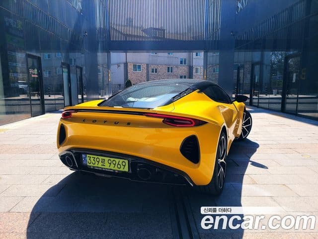 Lotus 에미라 2.0 SE, 2024 3