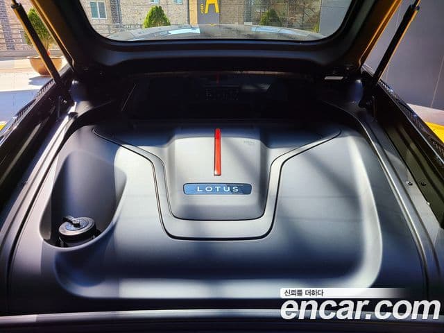 Lotus 에미라 2.0 SE, 2024 19