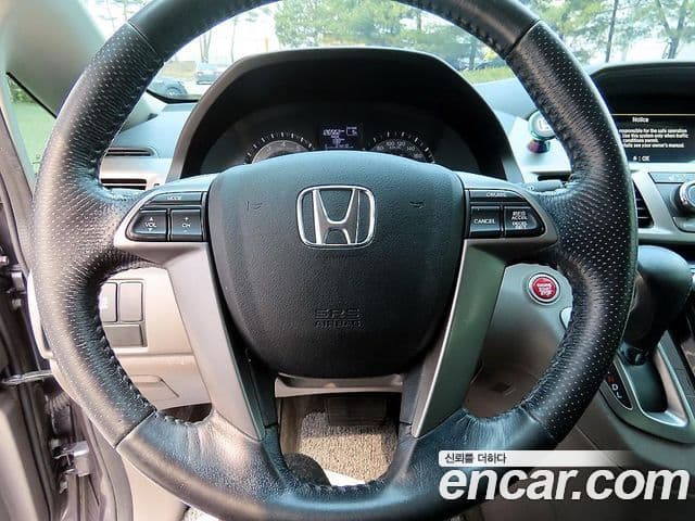 Honda Odyssey 4세대, 2016 9