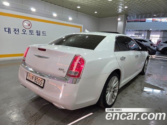 크라이슬러 The / новый New 300C, 2014 все фото