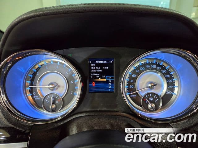 크라이슬러 The / новый New 300C, 2014 9