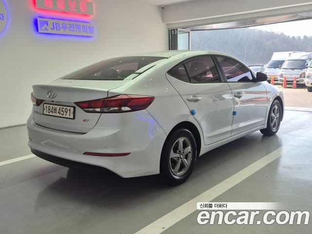 Hyundai Avante AD Style, 2017 3