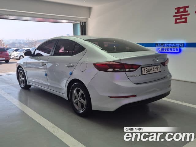 Hyundai Avante AD Style, 2017 4