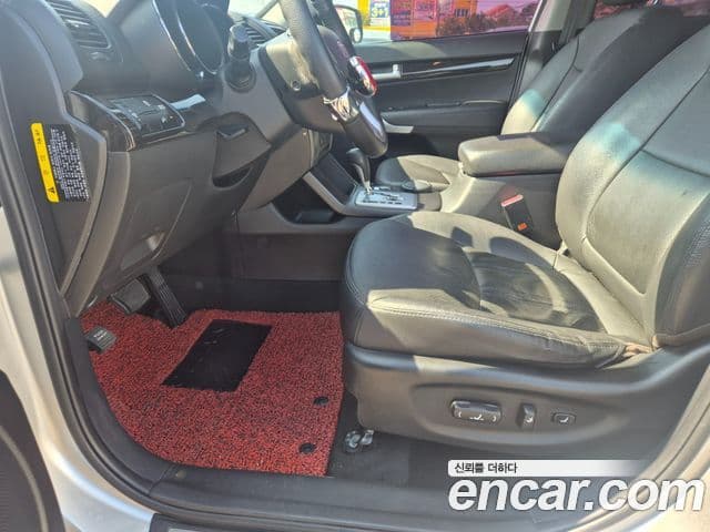 Kia Sorento R топовая версия, 2011 14