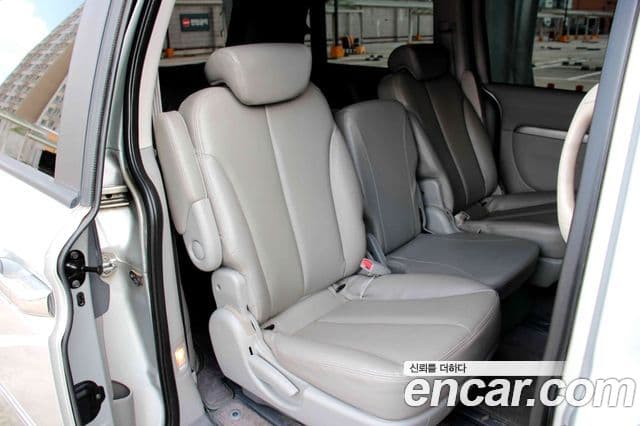 Kia Carnival R Premium, 2013 19
