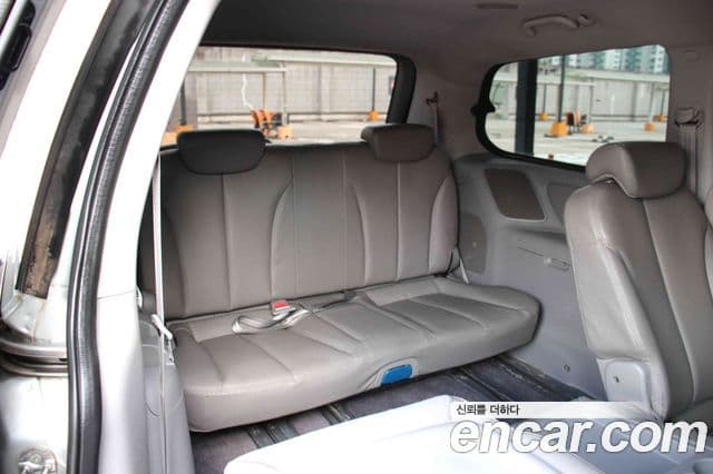 Kia Carnival R Premium, 2013 20
