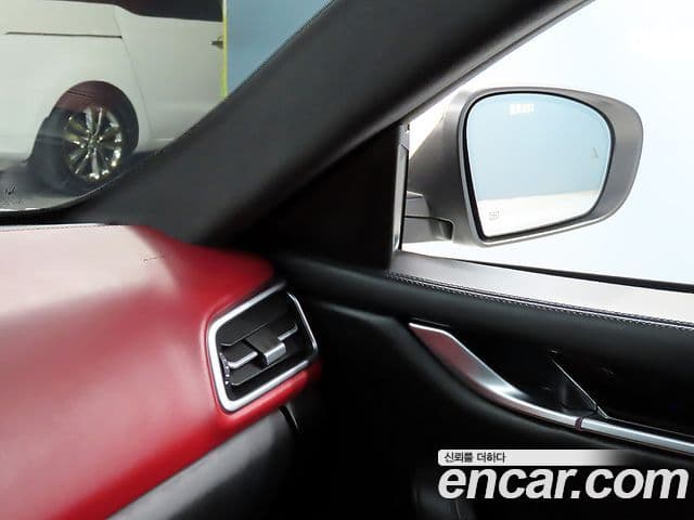 Maserati 기블리 3세대, 2018 16