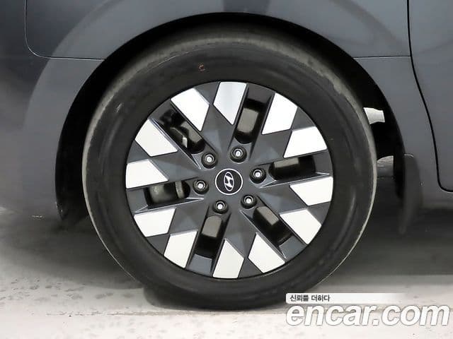 Hyundai Staria Inspiration, 2022 все фото