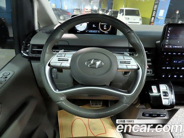 Hyundai Staria Inspiration, 2022 15