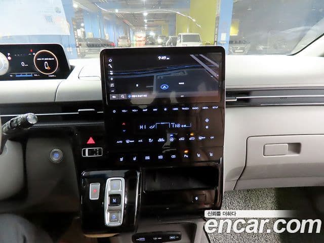 Hyundai Staria Inspiration, 2022 16