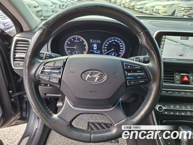 Hyundai Grandeur IG 3.0 LPi Modern (арендный автомобиль), 2018 11