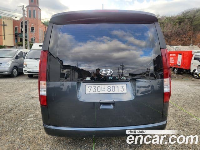 Hyundai Staria Smart, 2023 4