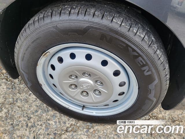 Hyundai Staria Smart, 2023 все фото