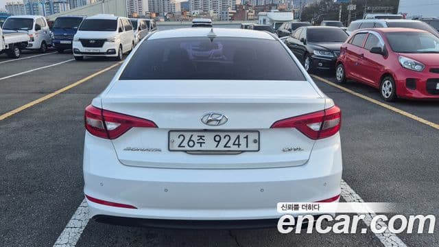 Hyundai LF Sonata 2.0 Smart, 2015 6